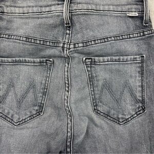 MOTHER Gray The Swooner Ankle Zip Skinny Jeans with Signature Stitching